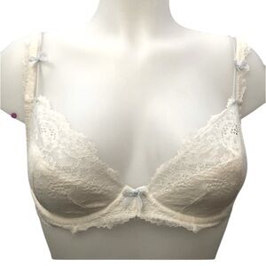 NWOT Victoria’s Secret Dream Angels Plunge bra